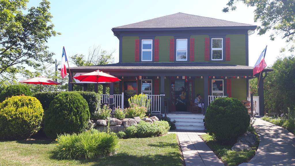 Auberge D'Anjou-Cocooning Cafe Petit Rocher Exterior foto