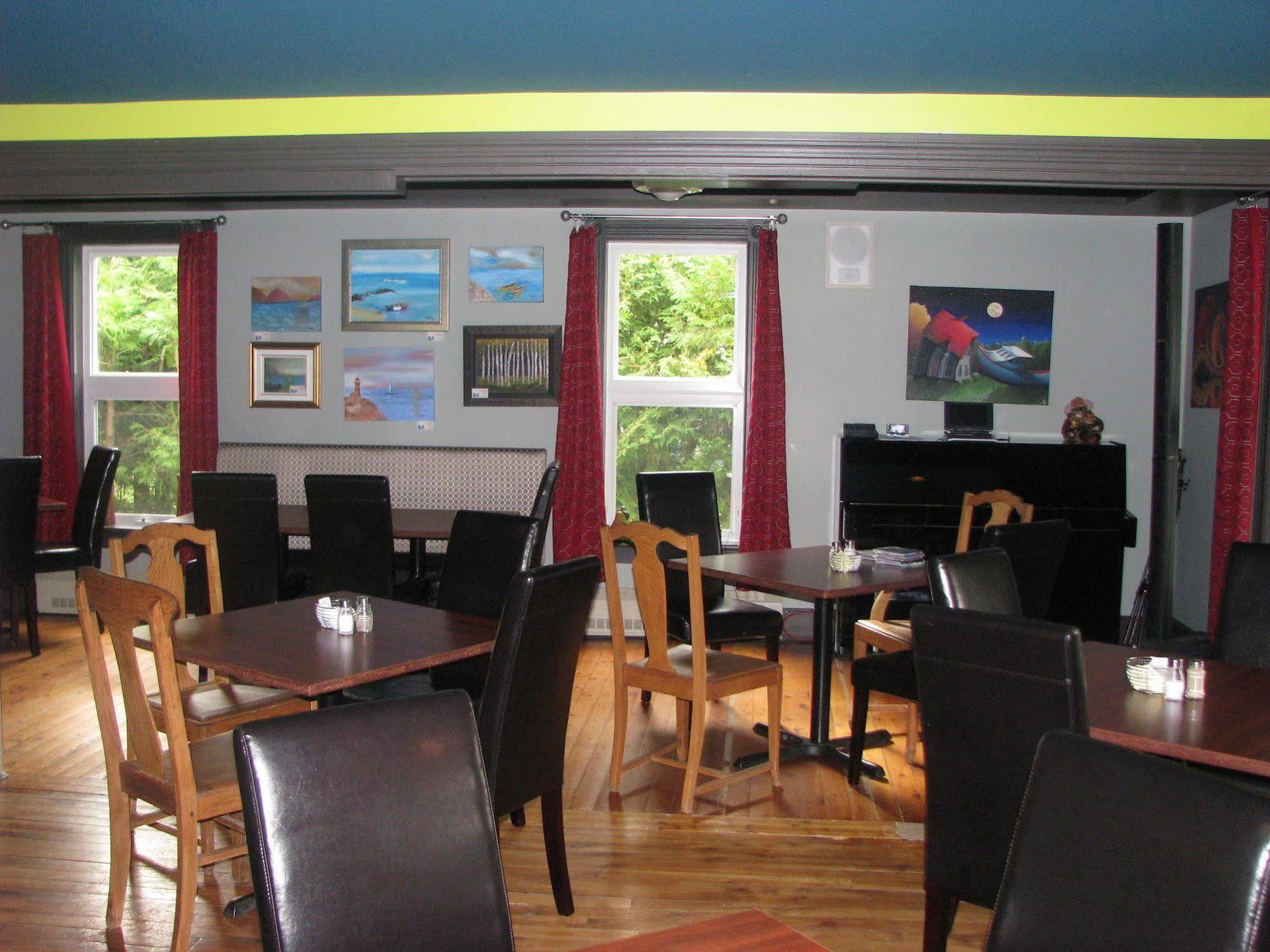 Auberge D'Anjou-Cocooning Cafe Petit Rocher Exterior foto